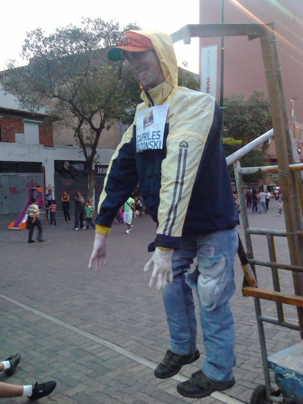 Judas Capriles en el bulevar de Sábana Grande. Foto: @Lubrio