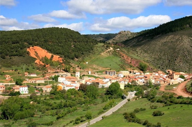 Se mudarán a Nobrega de Albarracín, pueblo que le ofrece ciertas facilidades para evitar perder su escuela pública
