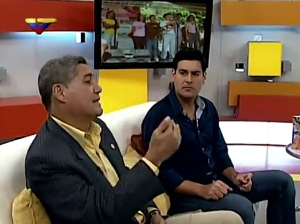 Diputado Eduardo Piñate (izq.) y Roberto Mesutti entrevistados en VTV
