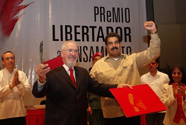 Atilio Borón y el Presidente Maduro (Foto: Prensa Presidencial)