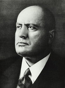 20120322200803!Mussolini_biografia