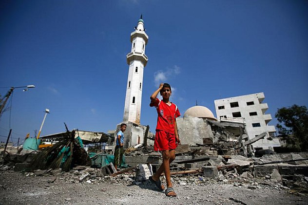 Esta es otra mezquita, Al Aqsa, también en Gaza, destruida por un ataque aéreo el 21 de julio. Foto: EPA