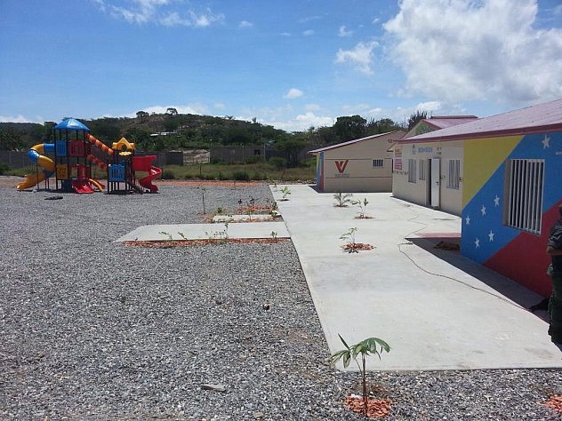Base de Misiones en Lagunita El Roble (Foto: @descolonializa)