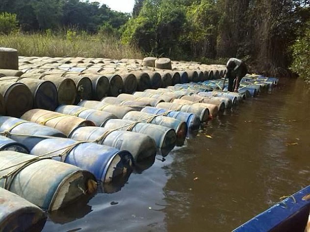 55 mil litros de gasolina fueron incautados a contrabandistas este sábado, informó Padrino López a través de su Twitter.