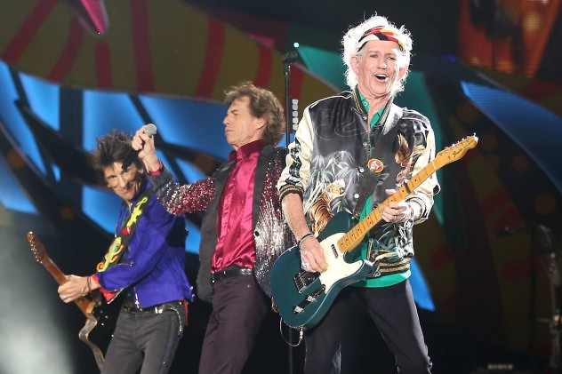 Keith Richards (R), Mick Jagger (C) and Ronnie Wood of the Rolling Stones perform a free outdoor concert at Ciudad Deportiva de la Habana sports complex in Havana, Cuba March 25, 2016. REUTERS/Alexandre Meneghini