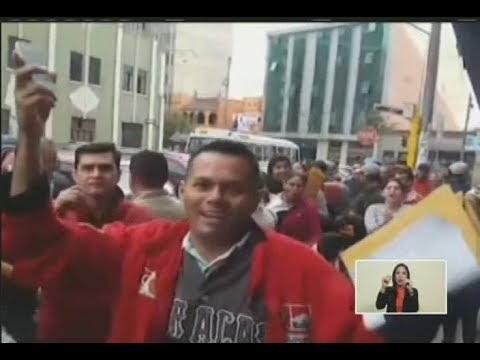 El video de venezolanos en embajada de Lima pidiendo repatriarse, que mostró Maduro en cadena