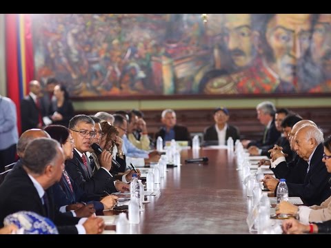 Comision Presidencial para la Constituyente, reunión con partidos politicos de oposición