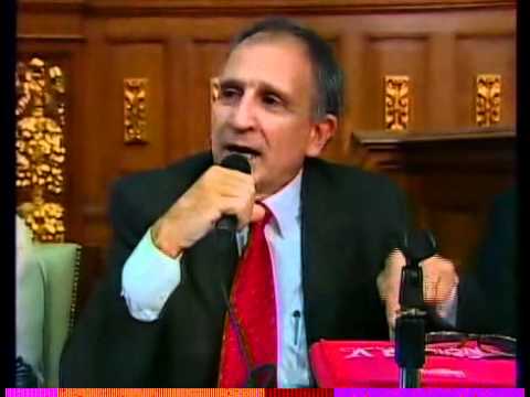 Farruco Sesto en la Asamblea Nacional el 10 de febrero de 2011