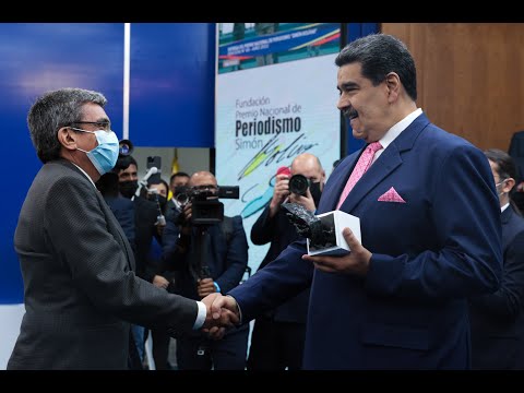 Maduro entrega el Premio Nacional de Periodismo Simón Bolívar 2022, ceremonia completa en Miraflores