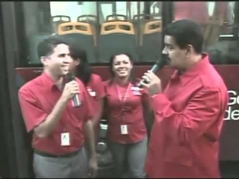 Muestran video de seguridad y testimonios de cómo opositores apedrearon un Metrobús