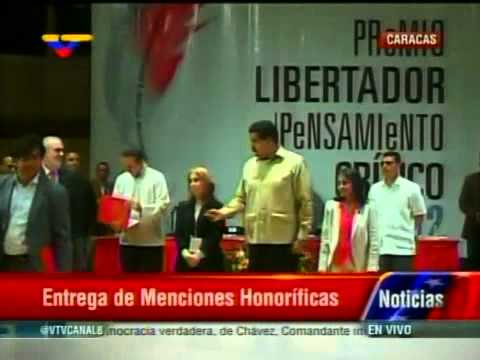 Entrega del Premio Libertador al Pensamiento Crítico 2012 a Atilio Borón y menciones especiales