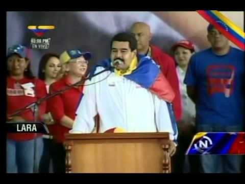 El &quot;Chapulín Colorado&quot; en el acto de Nicolás Maduro en Lara