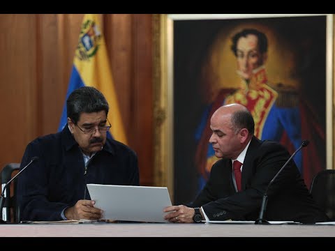 Pdvsa firma acuerdos para aumentar producción de 14 campos petroleros en 1 millón de barriles/día