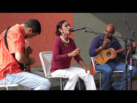 Sonia Vasconcelos y Contraverso cantan &quot;Coquivacoa&quot; de Alí Primera