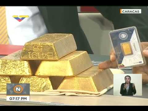 Nicolás Maduro presenta el Petro Oro: Tarjeta con pequeñas porciones de oro para la venta