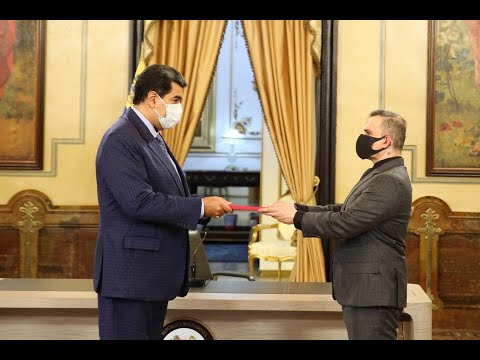 Nicolás Maduro recibe de Tarek William Saab informe &quot;La Verdad de Venezuela&quot; sobre derechos humanos