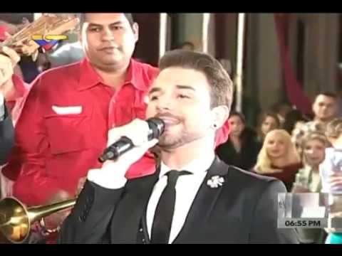 Jas Devael (ahijado Juan Gabriel) y niños del César Rengifo cantan cumpleaños 54 a Maduro