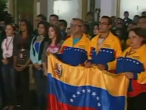 Vicepresidente Nicolás Maduro anuncia que Chávez salió bien de la operación