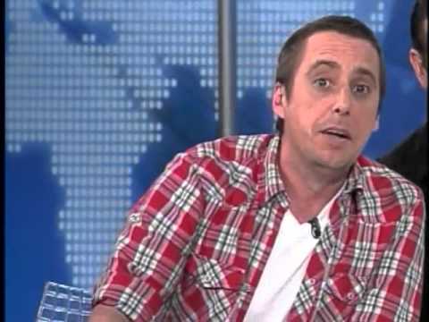 EL VIDEO PERDIDO: Roque Valero le regala un rollo de papel tualé a Luis Chataing