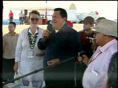 Chávez bautizó los bonos Petro Orinoco cantando ranchera