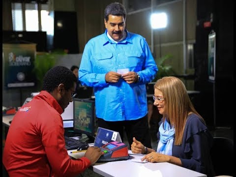 Presidente Maduro y su esposa compran primeros certificados de &quot;lingotitos&quot; de oro