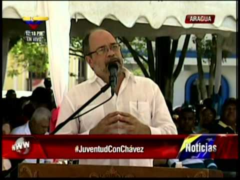 Ministro Pedro Calzadilla como orador de orden en el Día de la Juventud, 12 de febrero de 2013