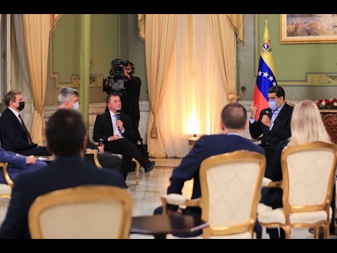 Maduro se reunió con veedores rusos: califican elecciones parlamentarias como un proceso legítimo