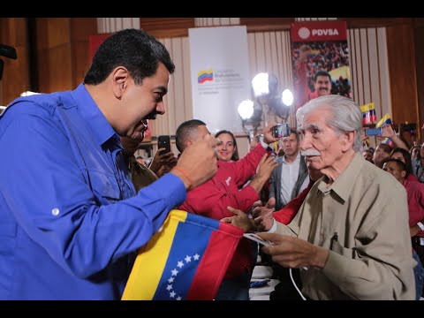 Maduro se reúne con Consejos Productivos de Trabajadores Petroleros y declara la emegencia