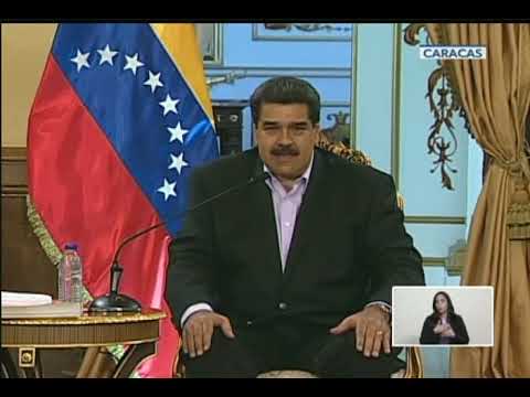 Maduro recibe a diplomáticos venezolanos tras romper relaciones con EEUU