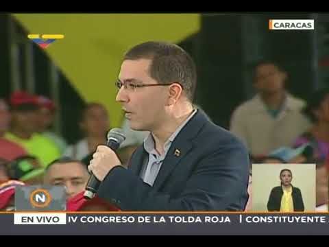 Maduro entrega réplica de Espada de Bolívar a canciller Jorge Arreaza por victoria en la OEA
