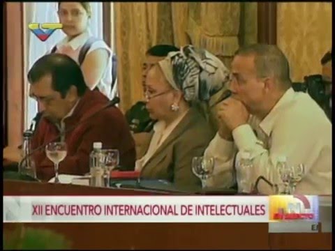 Freddy Ñáñez, ministro de Cultura, en instalación de Encuentro de Intelectuales y Artistas