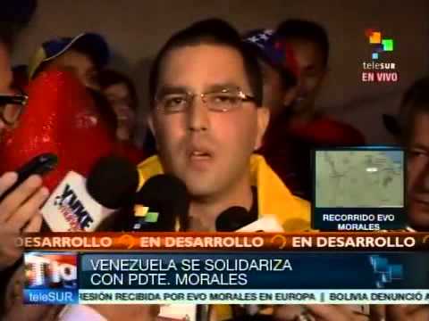 Vicepresidente Jorge Arreaza en la embajada de Bolivia en Caracas