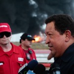 Presidente Chávez inspeccionó daños en la planta de Amuay