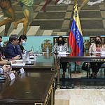 Venezuela impulsa cooperación política con el Parlasur
