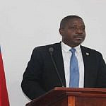 Autoridades haitianas ofrecen recompensa por información sobre tres implicados en magnicidio