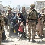 Al menos 7 civiles afganos resultaron muertos este domingo tras caos en el aeropuerto de Kabul
