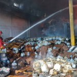 Controlado incendio en instalaciones del IVSS en Antímano: Se repondrá material médico para diálisis perdido