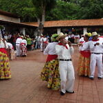 EN FOTOS: La Llora, El Akaatompo  y las tradiciones de México se unieron para conmemorar el Día de los Muertos