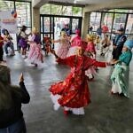 Abuelos de la Candelaria disfrutaron del Tambor y el Calipso en Eje Comunitario del Festival Viva Venezuela