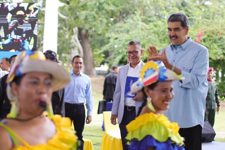 Presidente Maduro se reunió con la Gran Misión Viva Venezuela, crea el Centro Nacional de Artesanía y realiza anuncios