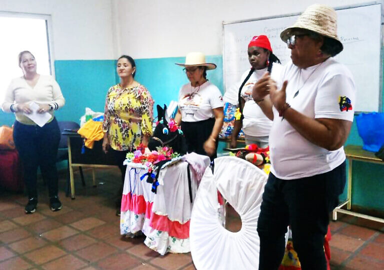 Operadoras culturales de Yaracuy dictaron en Anzoátegui taller y conversatorio sobre las burriquitas