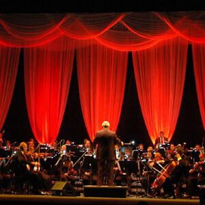 Orquesta Típica Nacional inicia la navidad con gala musical venezolana en la UCV