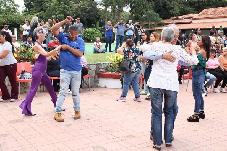 EN FOTOS: El Grupo Fantoche y la Ruta Comunal de la Salsa amenizaron La Casona este domingo