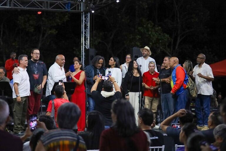 EN FOTOS: Alí Primera fue homenajeado en el Cuartel San Carlos con concierto a 83 años de su nacimiento