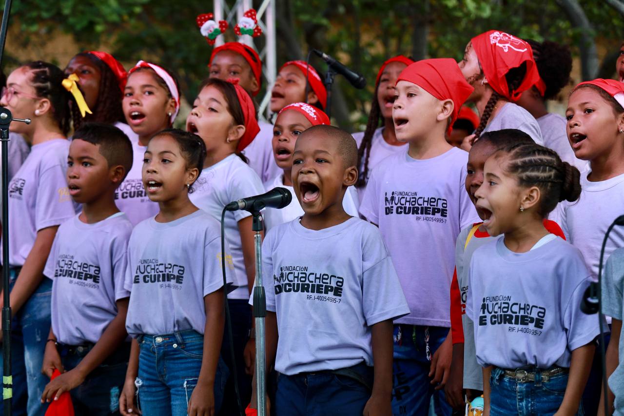 Festival de Parranderitos y Gaiteritos llevó la navidad al Cuartel San Carlos (+Fotos)