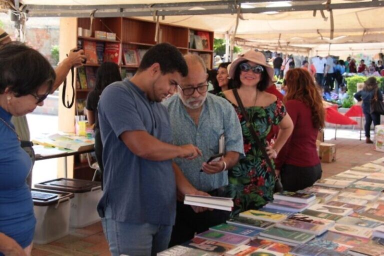 Inaugurada la 20.ª Filven Sucre como espacio para la descolonización del pensamiento