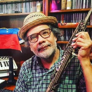 Francisco Issa engalanó la convocatoria de la VI Bienal del Sur