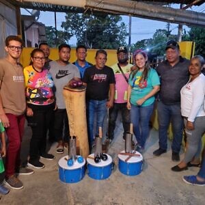 Gran Misión Viva Venezuela entregó instrumentos musicales a reconocido cultor de San Rafael de Orituco