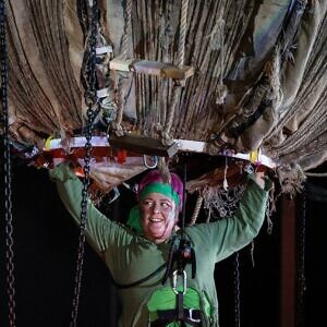 El espectáculo Peter Pan a 50 metros de altura cerró este domingo el Festival Internacional de Teatro Progresista (+Fotos)