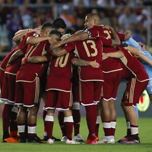 Vinotinto vence 2 a 0 a Bolivia y se acerca al repechaje